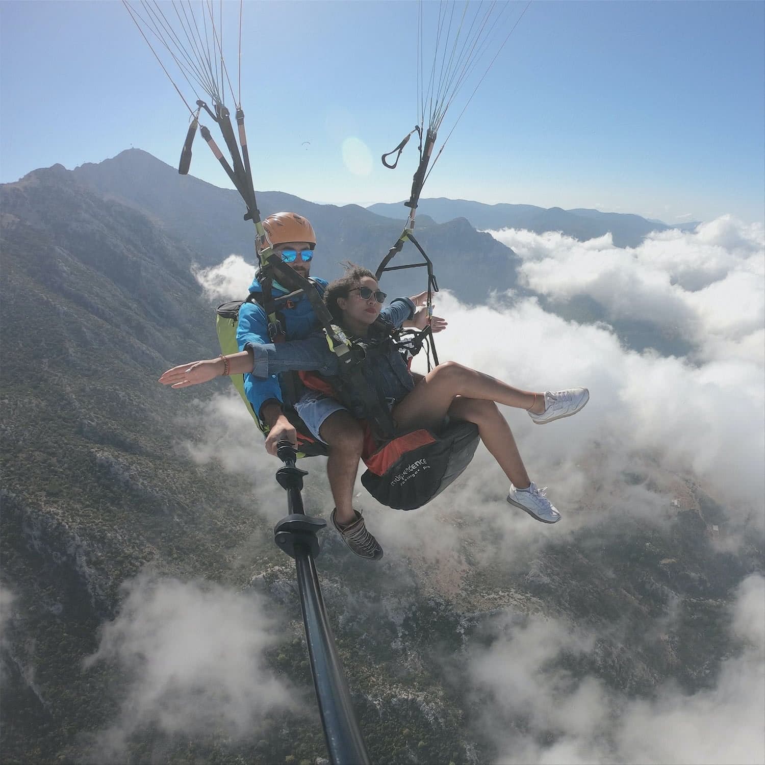 Ölüdeniz üzerinde tandem uçuş