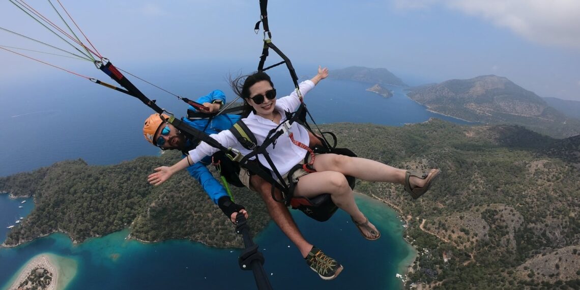Ölüdeniz’de Yamaç Paraşütü